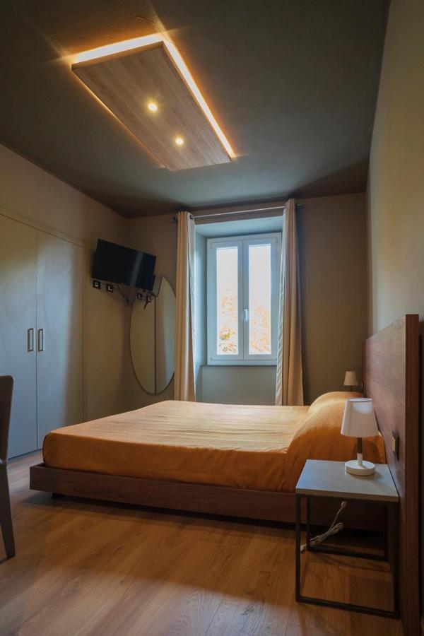 Albergo Ristorante Plaza Tornolo ภายนอก รูปภาพ