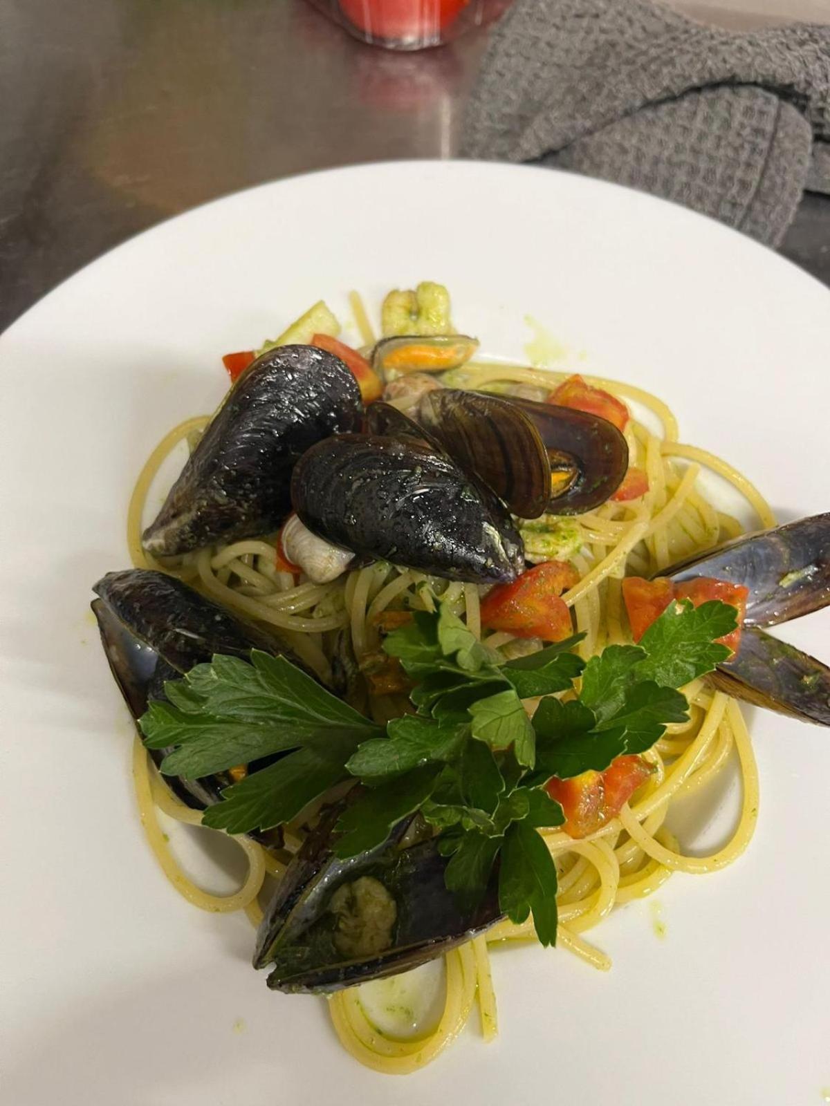 Albergo Ristorante Plaza Tornolo ภายนอก รูปภาพ